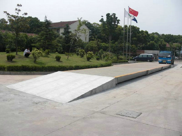 120L垃圾桶
